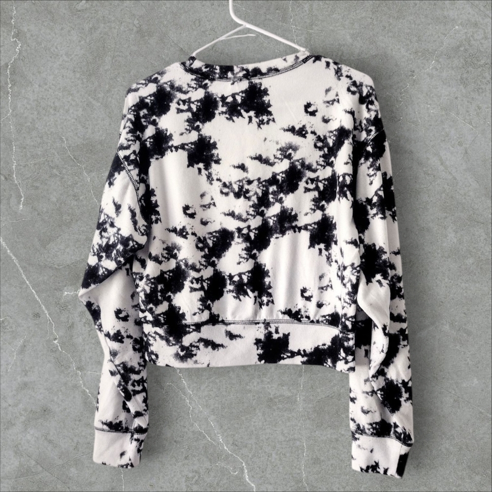 Double Zero Black and White Tie Dye Sweatshirt Size Small - Picture 2 of 3